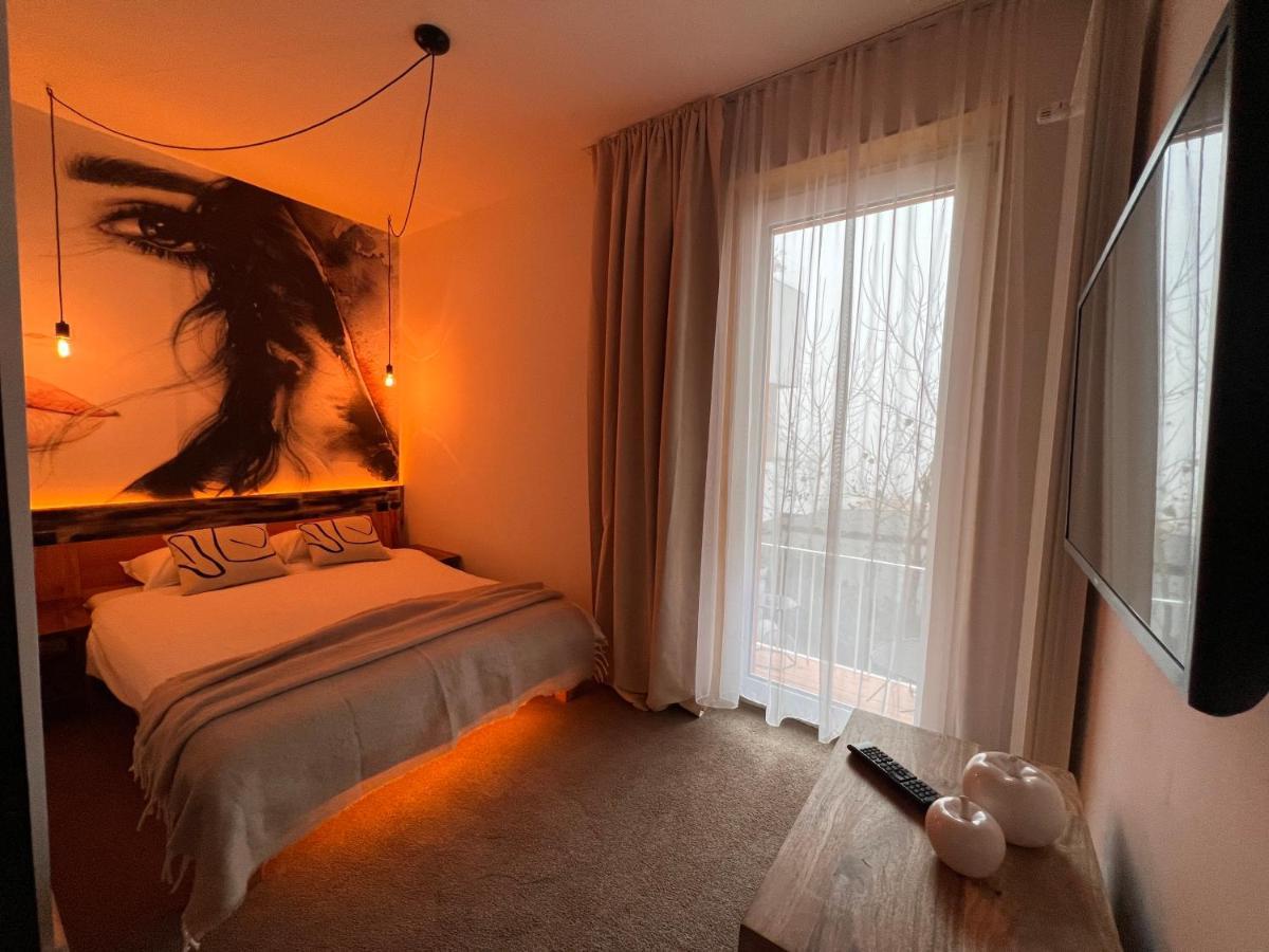 Shard Boutique Hotel-Adult Only 브라쇼브 외부 사진