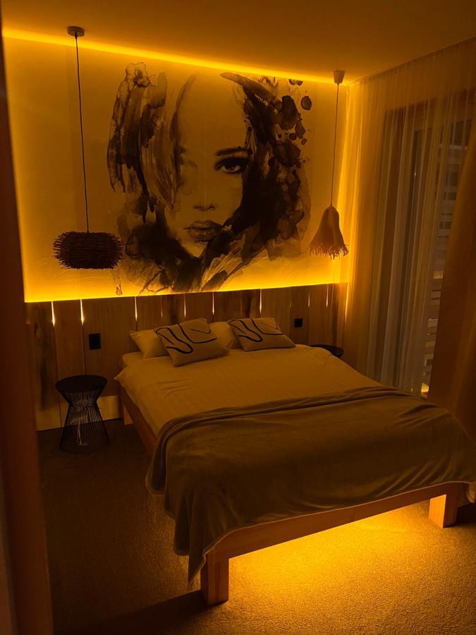 Shard Boutique Hotel-Adult Only 브라쇼브 외부 사진
