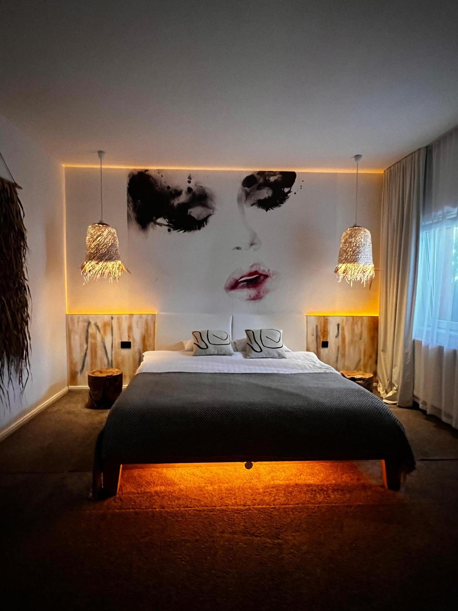 Shard Boutique Hotel-Adult Only 브라쇼브 외부 사진